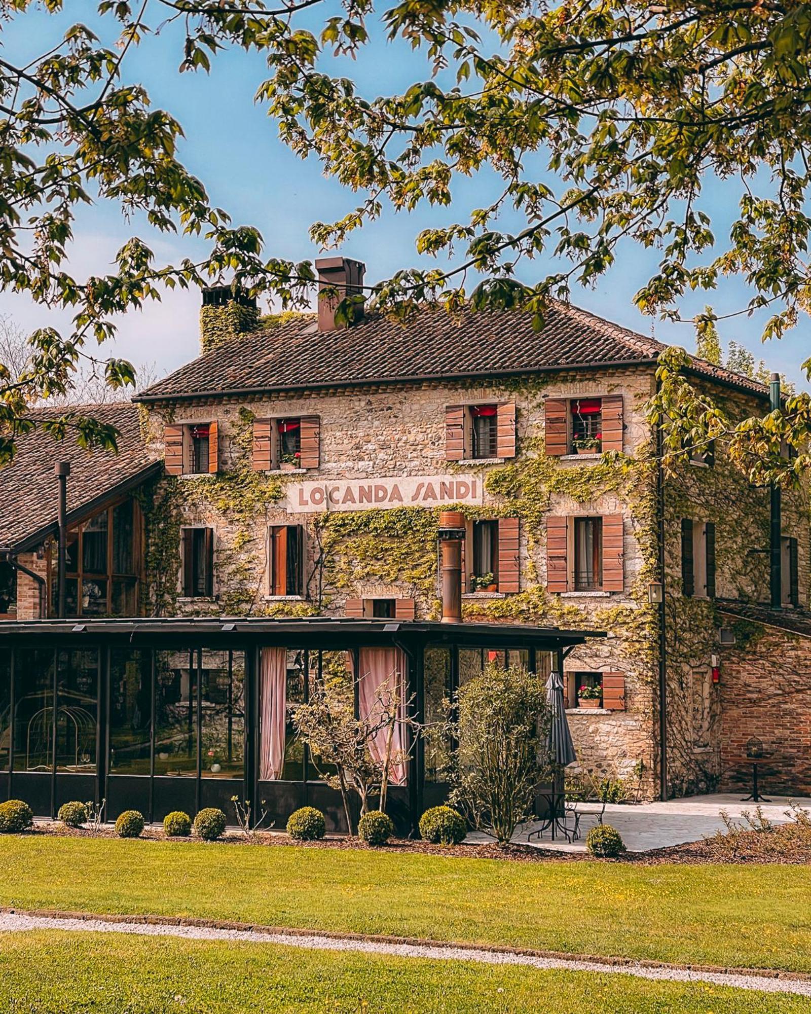 Sandi Inn